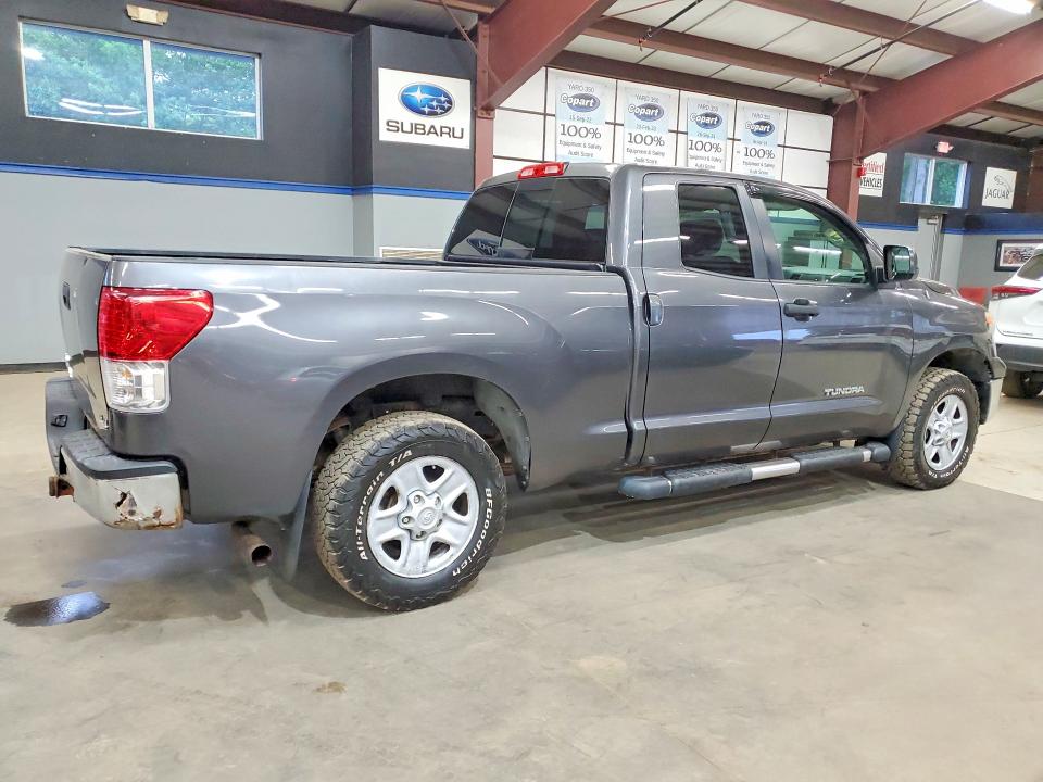 2012 Toyota Tundra VIN 5TFUM5F1XCX034980 COPART salvage auction — MINOR DENT/SCRATCHES, Nh - Certificate Of Title, sold $4,900 on 2026-07-14 (photo 3)