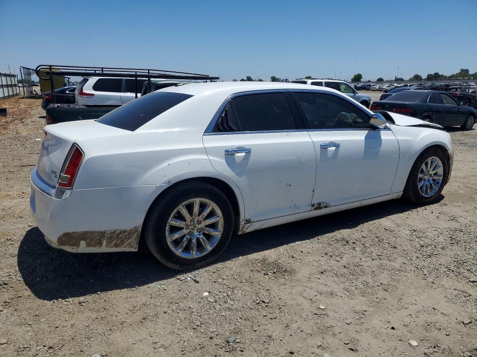 2013 Chrysler 300 VIN 2C3CCAET6DH510176 COPART salvage auction — FRONT END, CA - SALVAGE CERTIFICATE, sold $700 on 2026-07-09 (photo 3)