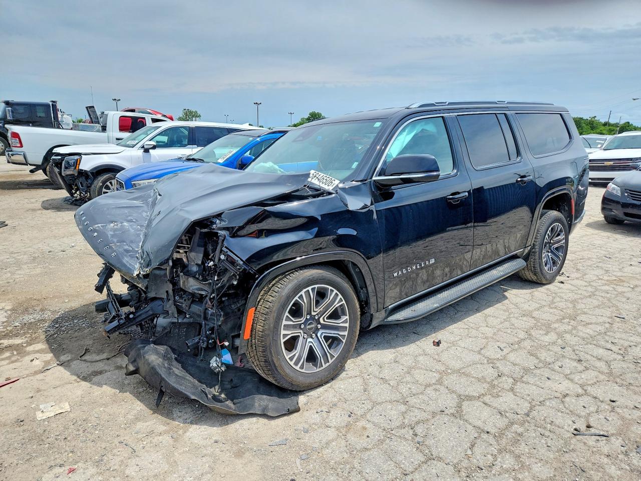 2025 Jeep Wagoneer VIN 1C4SJSBP9SS538599 — COPART salvage auction photo