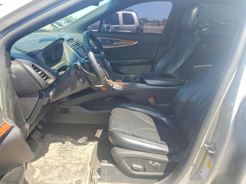 2019 Lincoln Nautilus VIN 2LMPJ8LP4KBL41602 COPART salvage auction — FRONT END, Mi - Certificate Of Title, sold $2,200 on 2026-07-17 (photo 7)