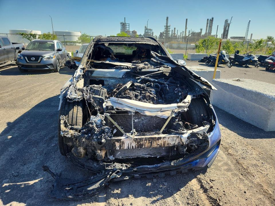 2022 Mercedes-benz Glc class VIN W1N0G6EB8NG055604 COPART salvage auction — BURN, Qc - Irrecuperable, sold $1,500 on 2026-07-07 (photo 5)