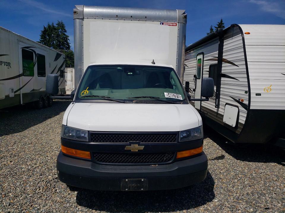2021 Chevrolet Express 2500 VIN 1HA6GVC76MN006823 COPART salvage auction — MINOR DENT/SCRATCHES, Wa - Vehicle Cert Of Ownership-Titl, sold $8,400 on 2026-07-07 (photo 5)