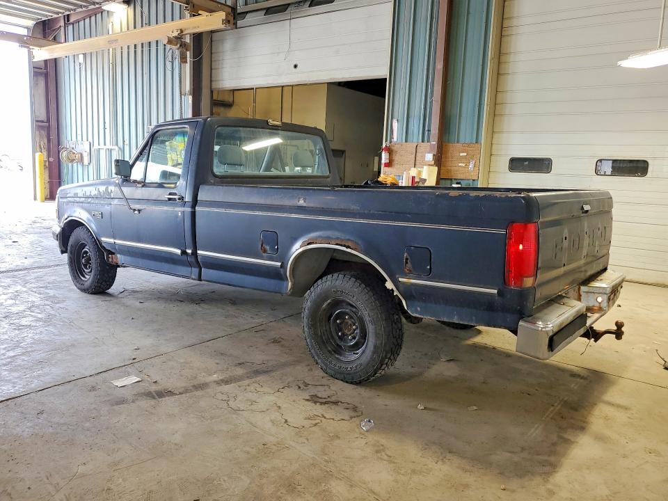 1992 Ford F-150 lightning VIN 1FTDF15N0NLA56195 COPART salvage auction — NORMAL WEAR, Ia - Certificate Of Title, sold $425 on 2026-07-08 (photo 2)