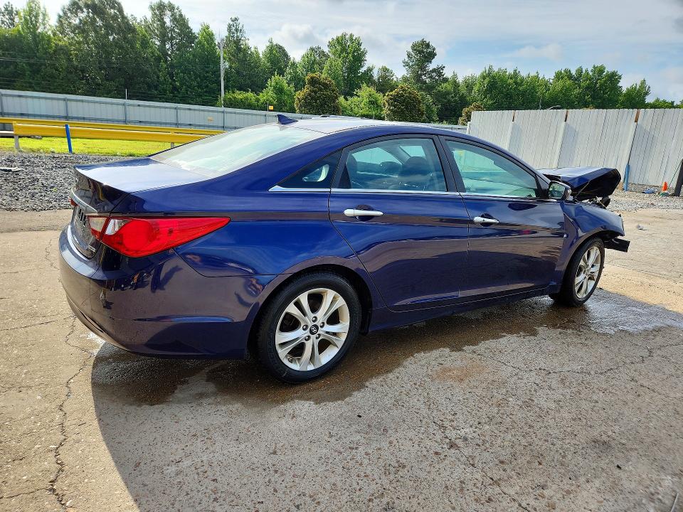 2013 Hyundai Sonata VIN 5NPEC4AC1DH598945 COPART salvage auction — FRONT END, Salvage Title, sold $225 on 2026-07-23 (photo 3)