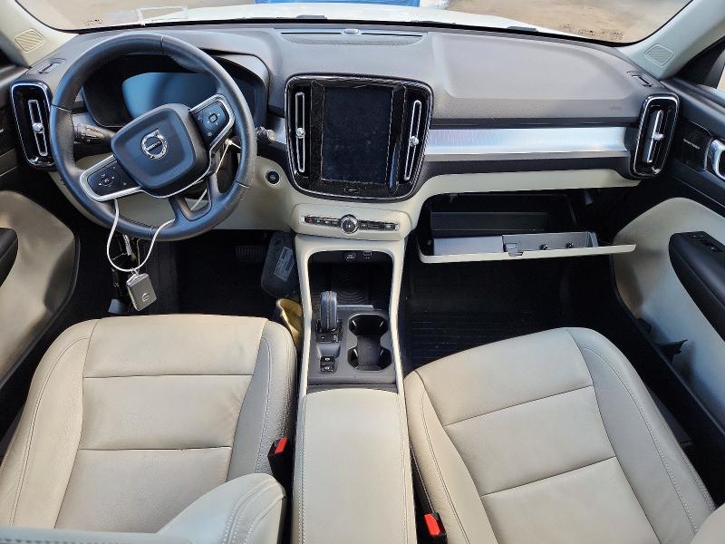 2019 Volvo Xc40 VIN YV4162XZ3K2014319 COPART salvage auction — WATER/FLOOD, Ct - Cert Of Title-Flood Salvage, sold $3,250 on 2026-08-04 (photo 8)