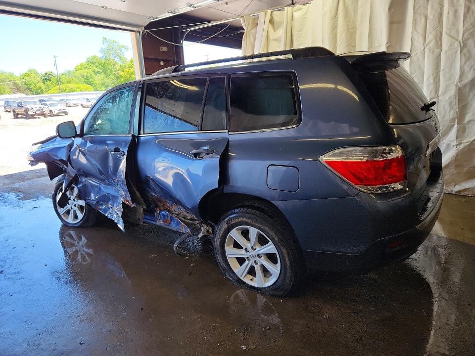 2013 Toyota Highlander VIN 5TDBK3EH2DS270577 COPART salvage auction — SIDE, Pa - Certificate Of Salvage, sold $3,250 on 2026-07-30 (photo 2)