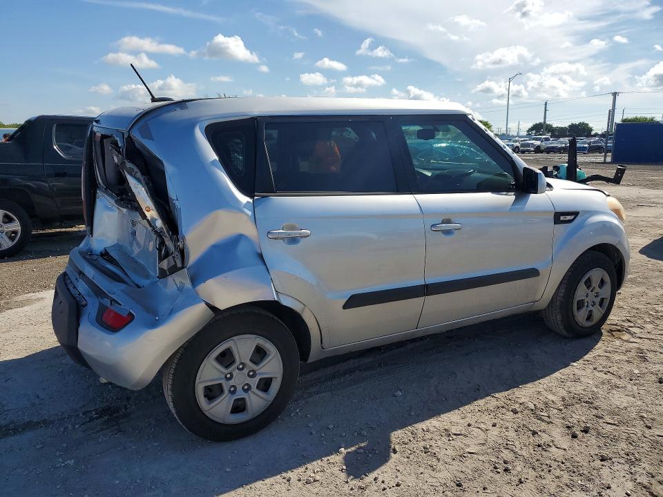 2012 Kia Soul VIN KNDJT2A53C7431428 COPART salvage auction — REAR END, Fl - Cert Of Title Slvg Rebuildable, sold $275 on 2026-07-15 (photo 3)