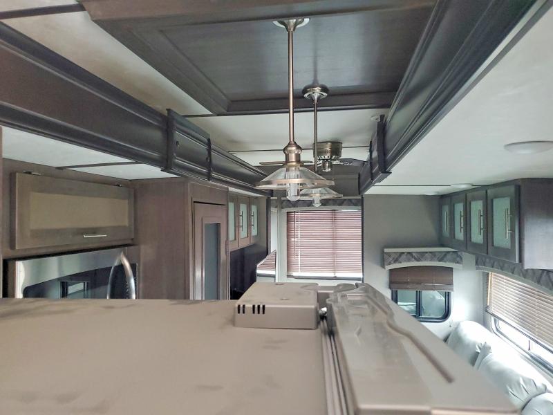 2020 Keystone Hampton VIN 4YDT37029L5330027 COPART salvage auction — WATER/FLOOD, NE - CERT OF TITLE-SALVAGE, sold $11,200 on 2026-07-23 (photo 5)