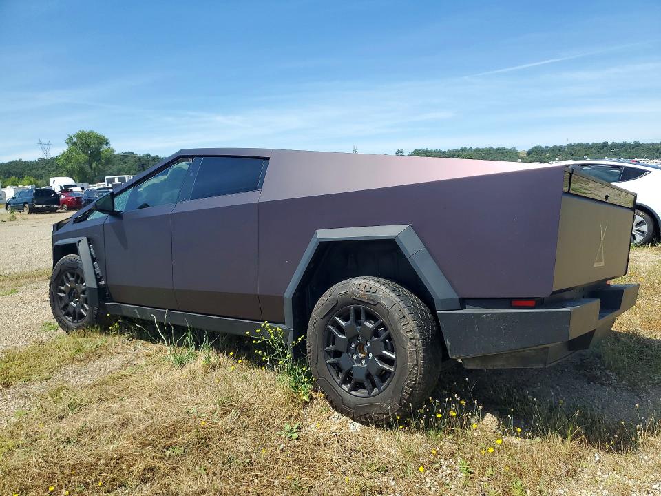 2024 Tesla VIN 7G2CEHED6RA002269 COPART salvage auction — FRONT END, Ca - Salvage Certificate, sold $24,000 on 2026-07-06 (photo 2)
