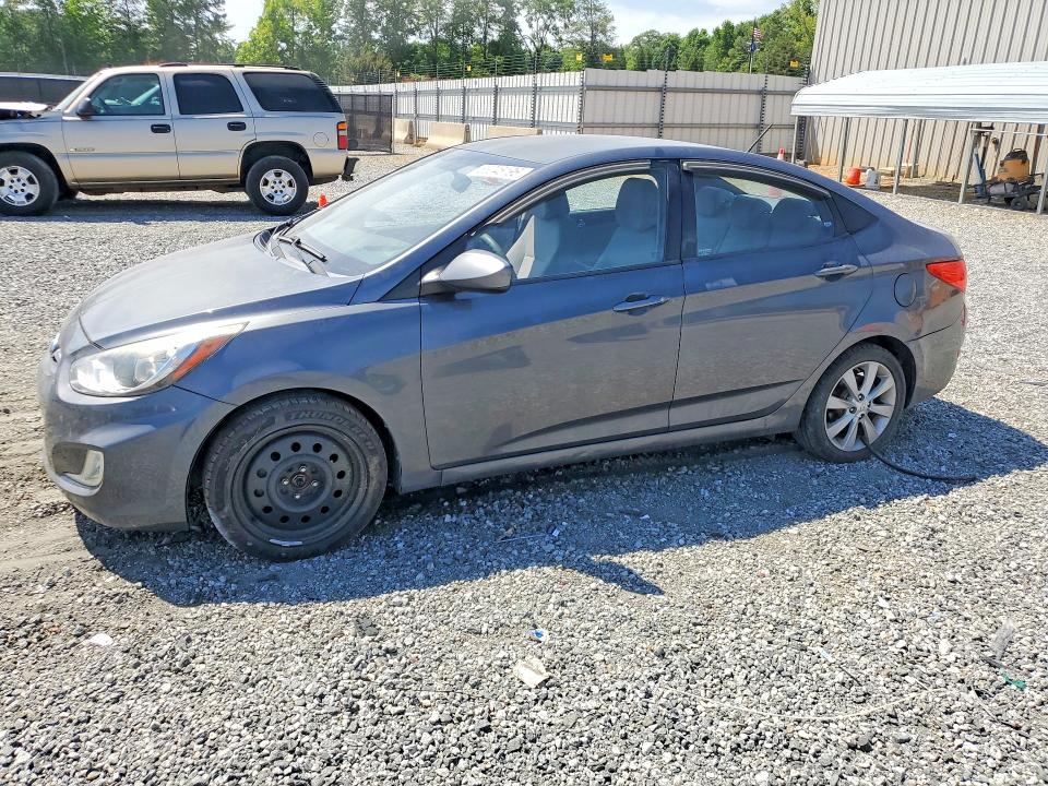 2013 Hyundai Accent VIN KMHCU4AEXDU339099 COPART salvage auction — FRONT END, Sc - Cert Of Title-Salvage, sold $550 on 2026-07-13 (photo 1)