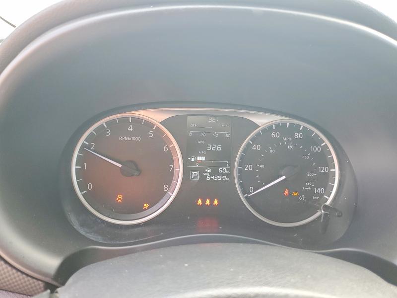 2024 Nissan Kicks VIN 3N1CP5BV2RL583916 COPART salvage auction — SIDE, Tx - Salvage Vehicle Title, sold $3,350 on 2026-07-28 (photo 9)