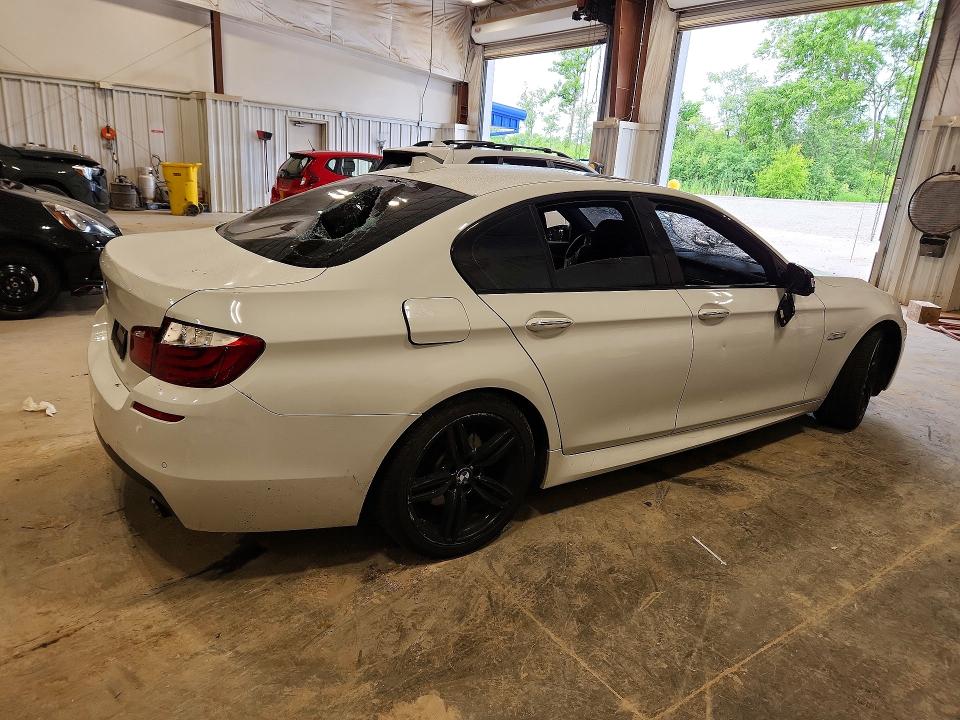 2012 BMW 5er VIN WBAFU7C52CDU65680 COPART salvage auction — VANDALISM, Wi - Junked Vehicle Bill Of Sale, sold $600 on 2026-07-08 (photo 3)