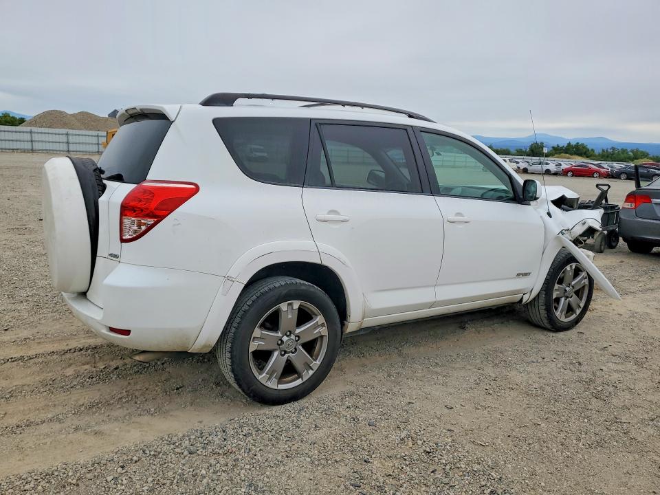 2008 Toyota Rav 4 VIN JTMBK32V586043738 COPART salvage auction — FRONT END, CA - SALVAGE CERTIFICATE, sold $900 on 2026-07-02 (photo 3)