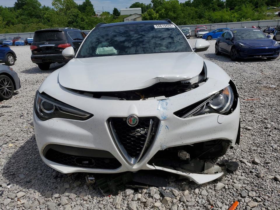 2022 Alfa romeo Stelvio VIN ZASPAKBN5N7D33400 COPART salvage auction — FRONT END, Ky - Cert Of Title-Salvage, sold $3,000 on 2026-07-17 (photo 5)