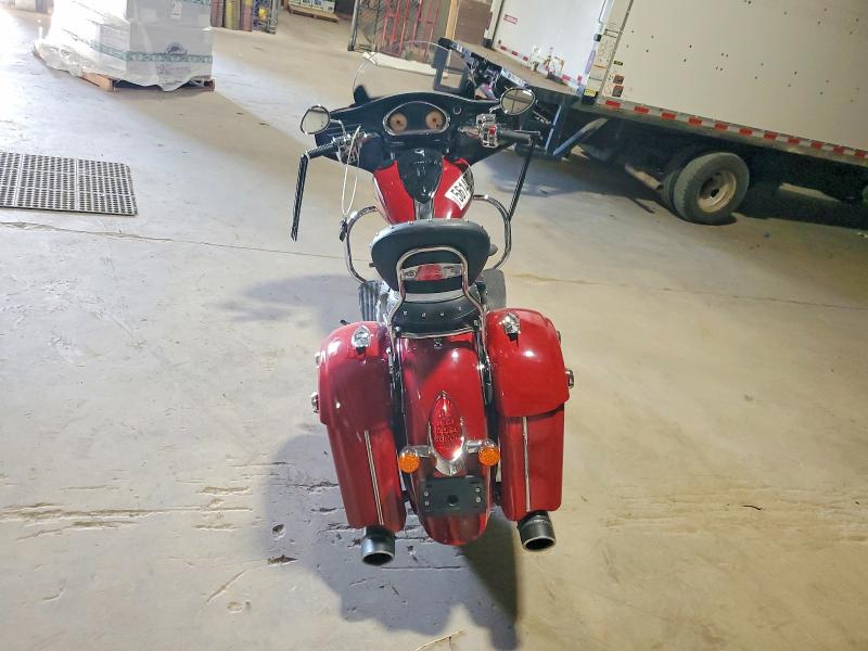 2014 Indian motorcycle co. Chieftain VIN 56KTCAAAXE3314689 COPART salvage auction — MINOR DENT/SCRATCHES, IA - CERTIFICATE OF TITLE, sold $8,000 on 2026-08-04 (photo 6)