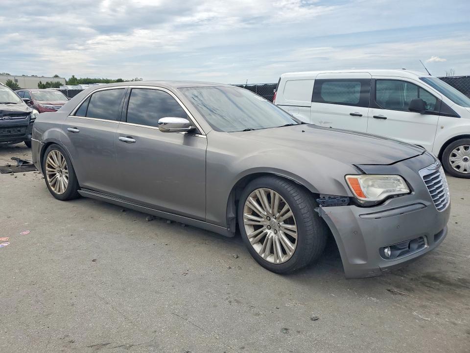 2011 Chrysler 300 VIN 2C3CA5CG3BH585675 COPART salvage auction — FRONT END, Fl - Certificate Of Title, sold $500 on 2026-07-02 (photo 4)