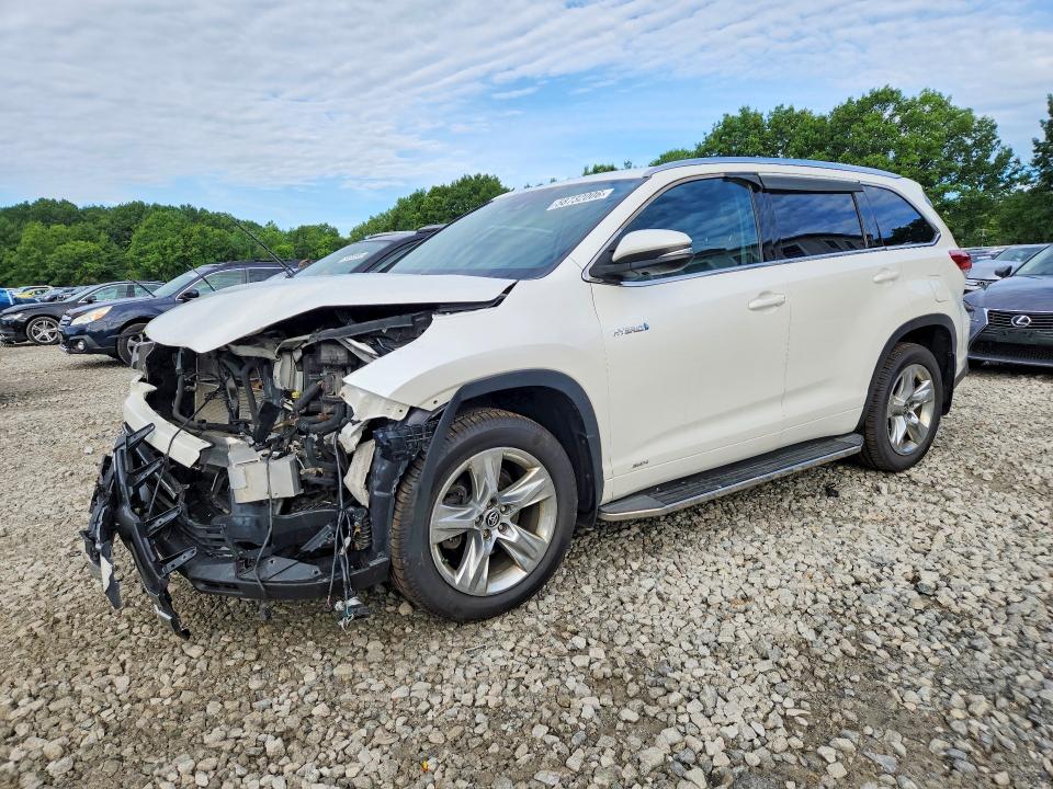 2018 Toyota Highlander hybrid VIN 5TDDGRFH7JS051461 COPART salvage auction — FRONT END, MA - CERT OF TITLE-SALVAGE, sold $6,200 on 2026-07-29 (photo 1)