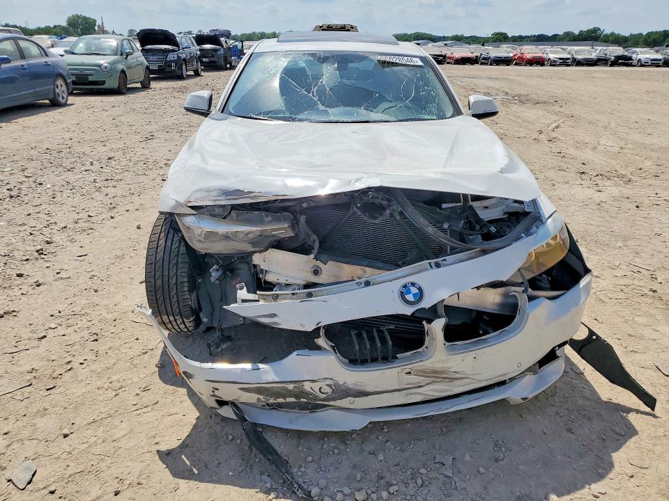 2015 BMW 3er VIN WBA3B1G58FNT64674 COPART salvage auction — FRONT END, Mo - Salvage Certificate Of Title, sold $90 on 2026-07-28 (photo 5)