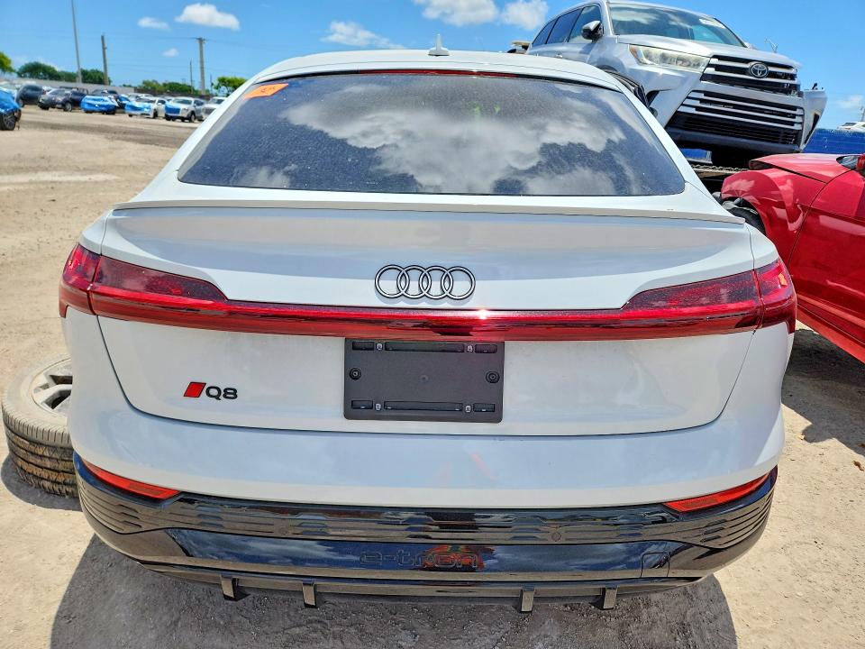 2024 Audi Q8 VIN WA1CAAGE0RB062575 COPART salvage auction — SIDE, FL - CERTIFICATE OF DESTRUCTION, sold $20,700 on 2026-09-09 (photo 6)