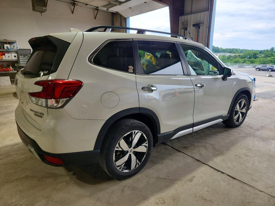2019 Subaru VIN JF2SKAWC2KH515632 COPART salvage auction — ROOF, PA - CERTIFICATE OF SALVAGE, sold $500 on 2026-07-31 (photo 3)
