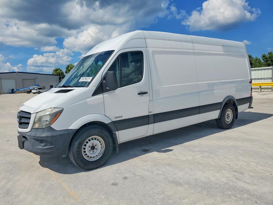 2015 Mercedes-benz VIN WD3PE8DB2FP124940 COPART salvage auction — MINOR DENT/SCRATCHES, Fl - Certificate Of Title, sold $1,350 on 2026-07-15 (photo 1)