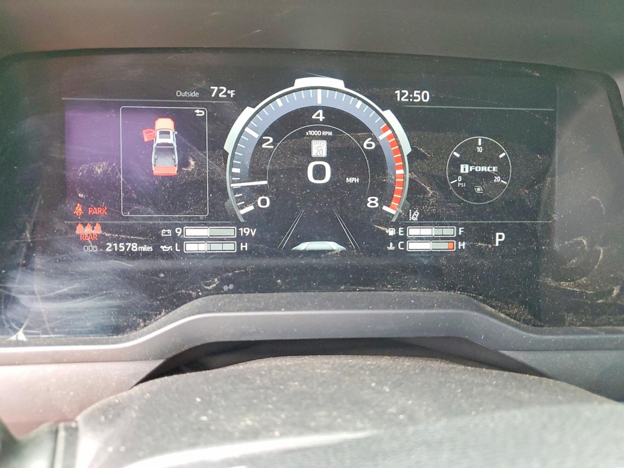 2025 Toyota Tundra VIN 5TFWA5DB1SX294261 COPART salvage auction — Hail, ID - SALVAGE CERTIFICATE OF TITLE, sold $33,500 on 2026-06-29 (photo 9)