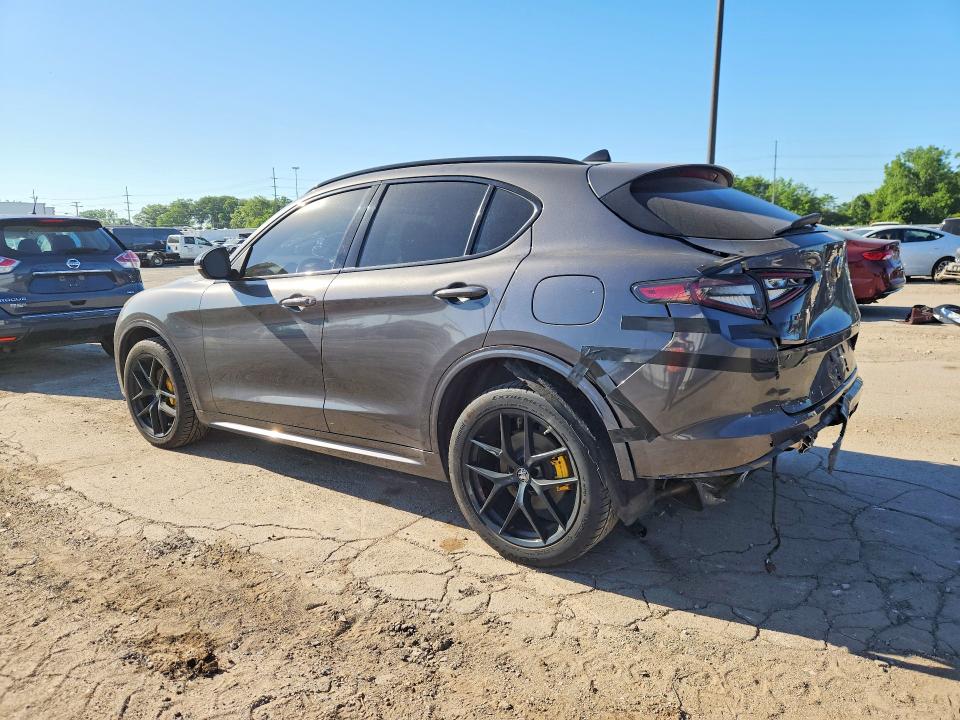 2021 Alfa romeo Stelvio VIN ZASPAKBN5M7D02601 COPART salvage auction — REAR END, IN - CERT OF TITLE-SALVAGE TITLE, sold $100 on 2026-08-10 (photo 2)