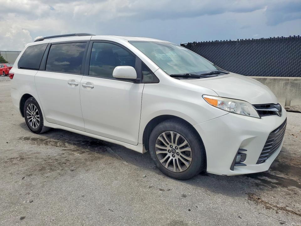 2019 Toyota Sienna VIN 5TDYZ3DC6KS001846 COPART salvage auction — WATER/FLOOD, FL - CERT OF TITLE-SLVG REBLD FLOOD, sold $4,700 on 2026-07-28 (photo 4)