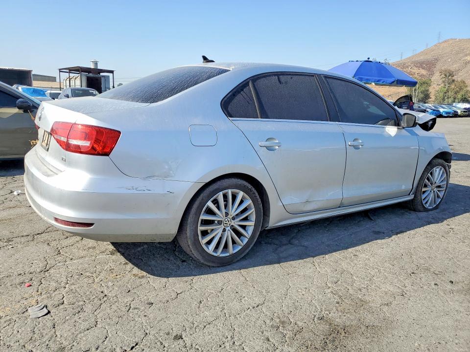 2015 Volkswagen Jetta VIN 3VWD17AJ5FM286591 COPART salvage auction — FRONT END, Ca - Salvage Certificate, sold $475 on 2026-07-02 (photo 3)