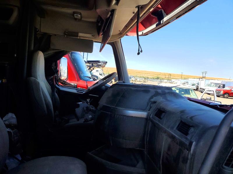 2023 Volvo VIN 4V4NC9EH5PN338477 COPART salvage auction — SIDE, Az - Dis/Dlr/Exp Only Clean Title (P), sold $7,800 on 2026-07-28 (photo 5)