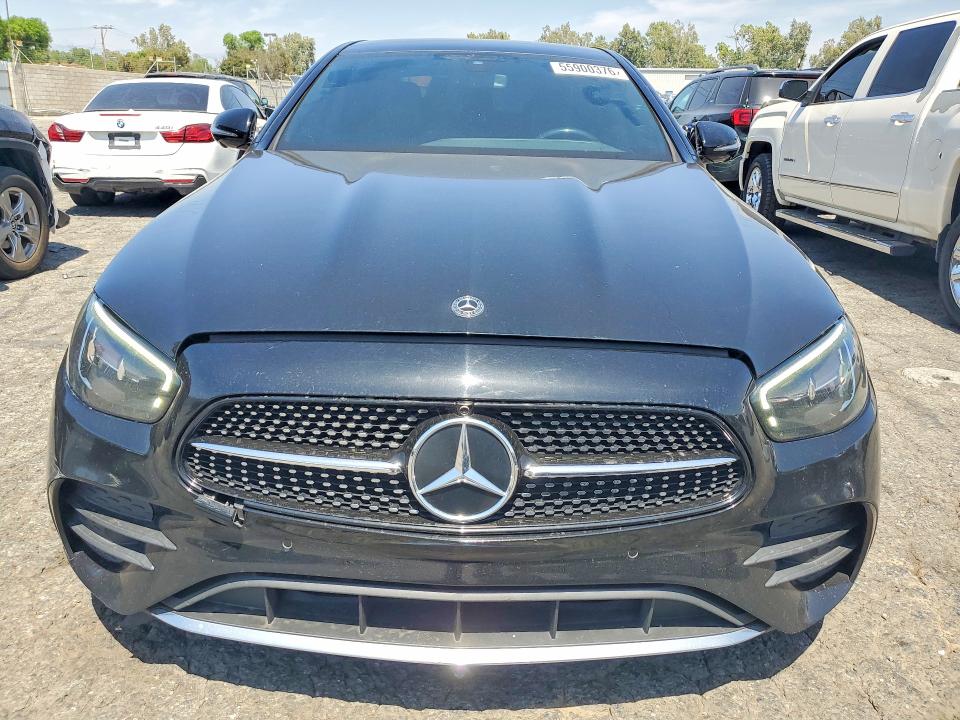 2021 Mercedes-benz E-klasse VIN W1KZF8DB5MA873412 COPART salvage auction — MINOR DENT/SCRATCHES, Ca - Dis/Dlr/Exp Only Clean Title, sold $13,300 on 2026-07-30 (photo 5)