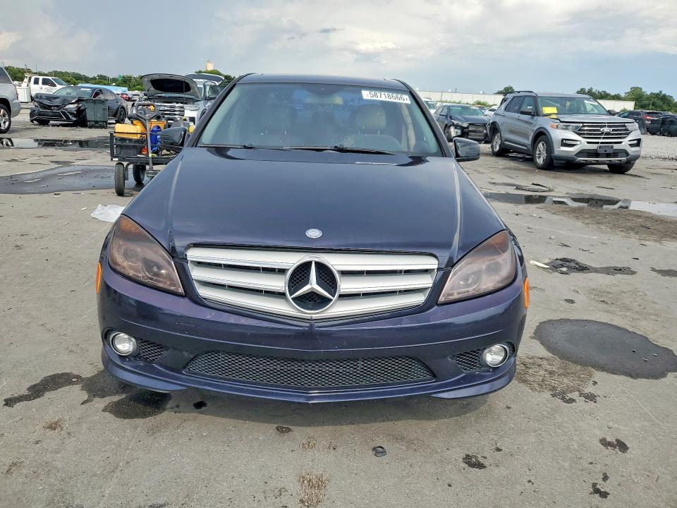 2009 Mercedes-benz C class VIN WDDGF54X69F234869 COPART salvage auction — MINOR DENT/SCRATCHES, Fl - Certificate Of Title (P), sold $450 on 2026-07-08 (photo 5)