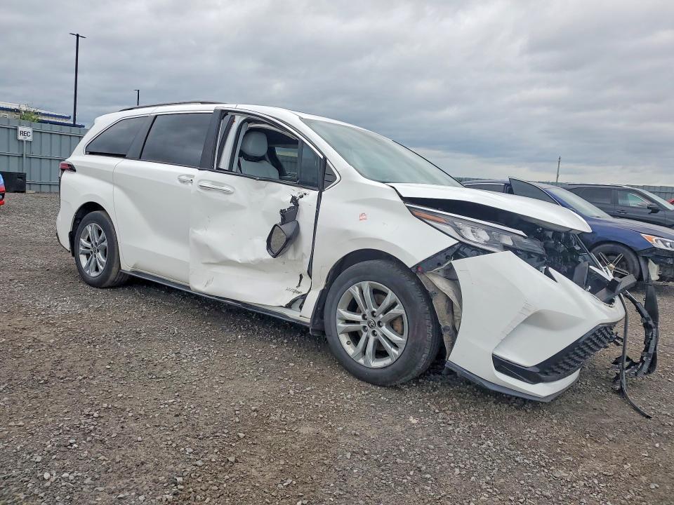 2021 Toyota Sienna VIN 5TDGSKFC3MS031042 COPART salvage auction — FRONT END, On - Permit No Brand - Unfit, sold $4,600 on 2026-07-21 (photo 4)