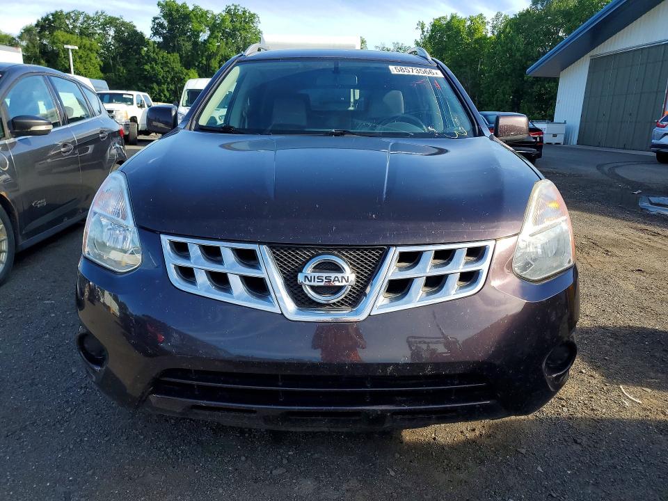 2013 Nissan Rogue sport VIN JN8AS5MT6DW546518 COPART salvage auction — MINOR DENT/SCRATCHES, FL - CERTIFICATE OF TITLE, sold $975 on 2026-07-17 (photo 5)