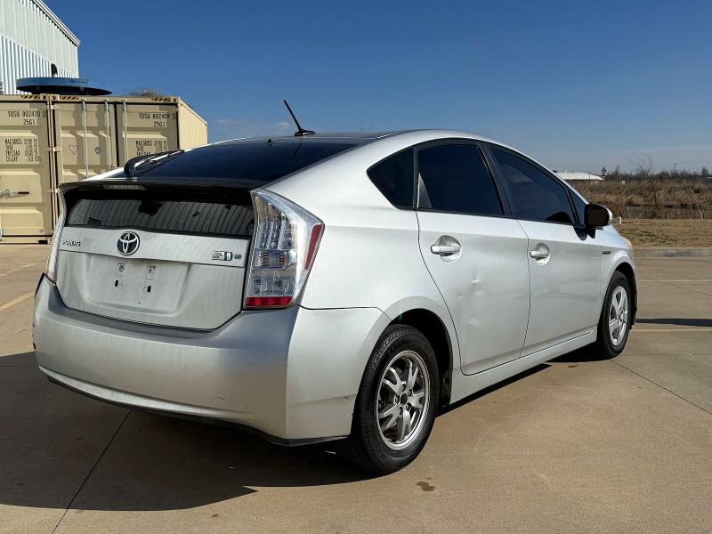 2010 Toyota Prius VIN JTDKN3DUXA0145492 COPART salvage auction — MINOR DENT/SCRATCHES, Tx - Certificate Of Title (P), sold $2,100 on 2026-07-09 (photo 4)