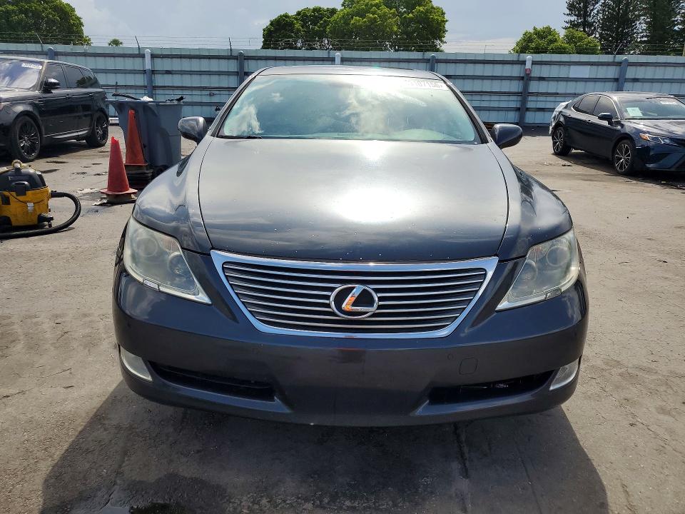 2009 Lexus Ls 460 VIN JTHBL46FX95086497 COPART salvage auction — MINOR DENT/SCRATCHES, FL - CERTIFICATE OF TITLE (P), sold $2,800 on 2026-07-29 (photo 5)