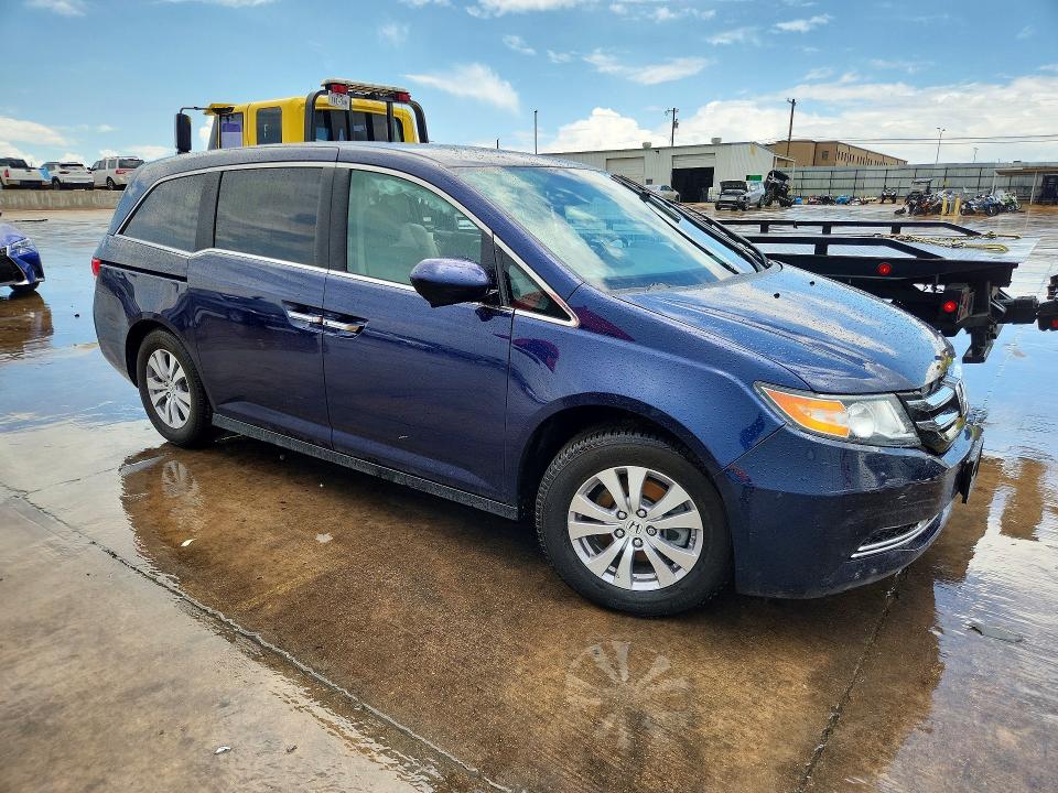 2016 Honda Odyssey VIN 5FNRL5H68GB044697 COPART salvage auction — SIDE, Tx - Salvage Vehicle Title, sold $3,650 on 2026-08-03 (photo 4)