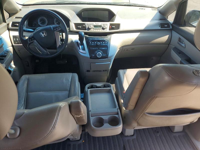 2011 Honda Odyssey VIN 5FNRL5H63BB047256 COPART salvage auction — NORMAL WEAR, AZ - DIS/DLR/EXP ONLY CLEAN TITLE, sold $525 on 2026-07-10 (photo 8)