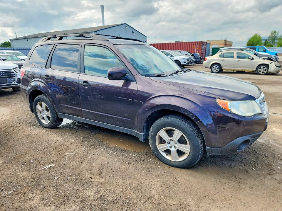 2013 Subaru Forester VIN JF2SHCBC7DH405310 COPART salvage auction — MINOR DENT/SCRATCHES, On - Permit No Brand - Unfit, sold $300 on 2026-07-03 (photo 4)
