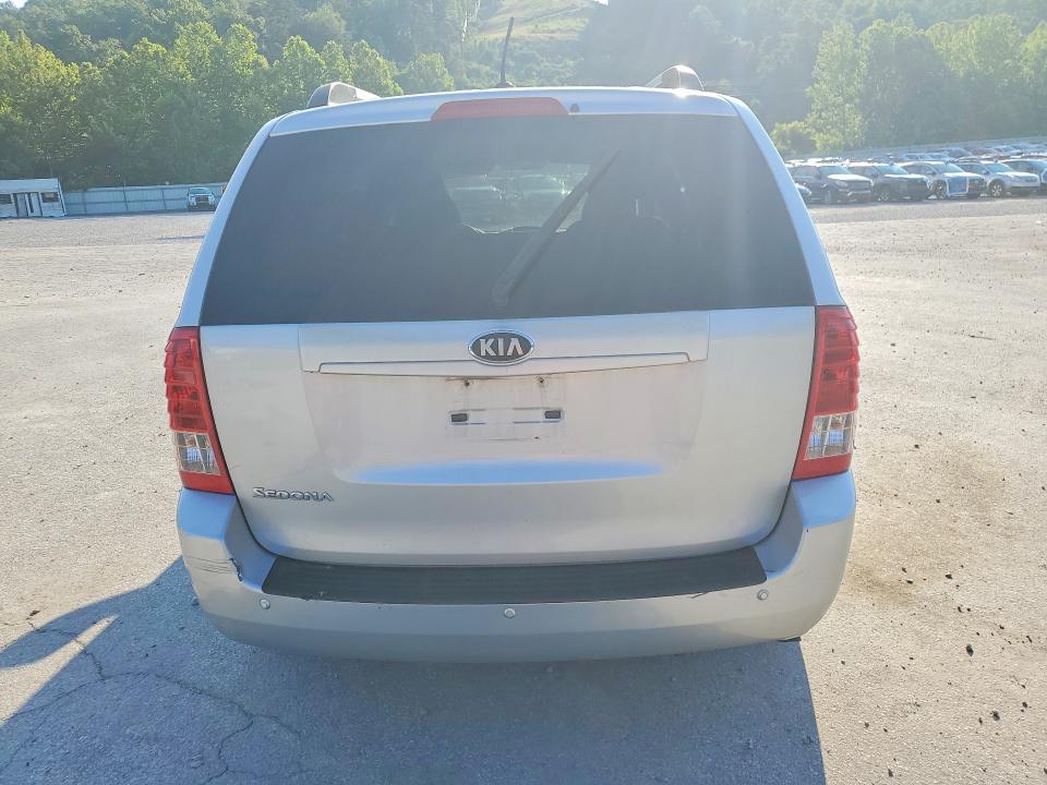 2014 Kia SEDONA VIN KNDMG4C75E6538758 COPART salvage auction — VANDALISM, Wv - Certificate Of Title, sold $375 on 2026-07-09 (photo 6)