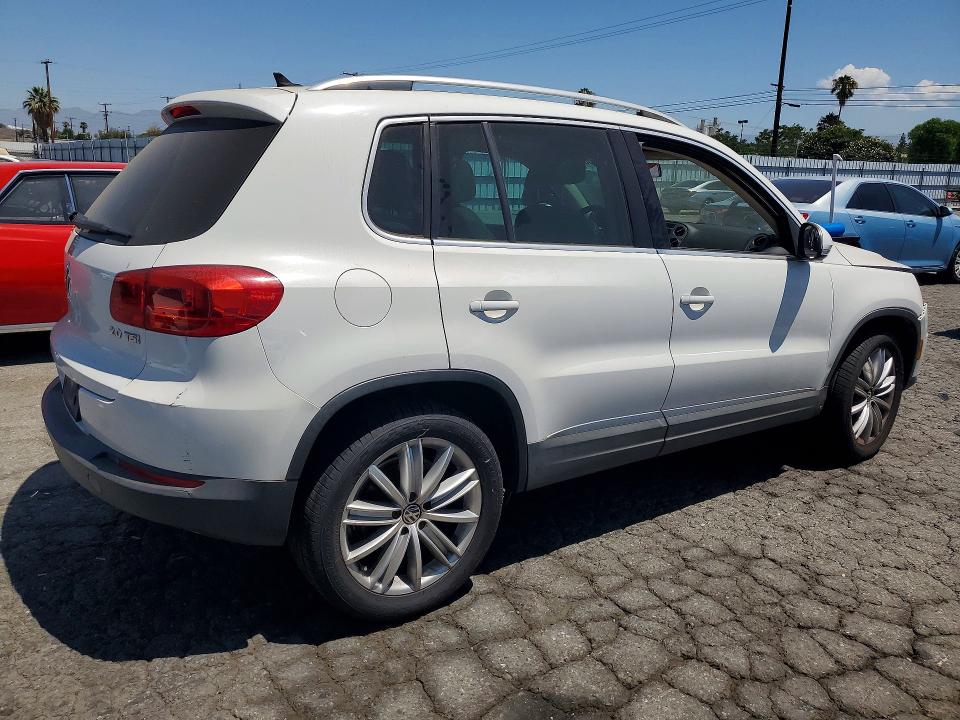 2012 Volkswagen Tiguan VIN WVGAV7AX8CW530532 COPART salvage auction — FRONT END, Ca - Dis/Dlr/Exp Only Clean Title, sold $2,000 on 2026-07-02 (photo 3)