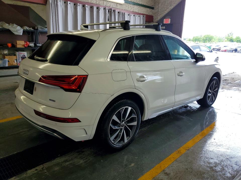 2021 Audi Q5 VIN WA1BAAFY1M2021470 COPART salvage auction — NORMAL WEAR, IL - CERTIFICATE OF TITLE, sold $9,100 on 2026-07-16 (photo 3)