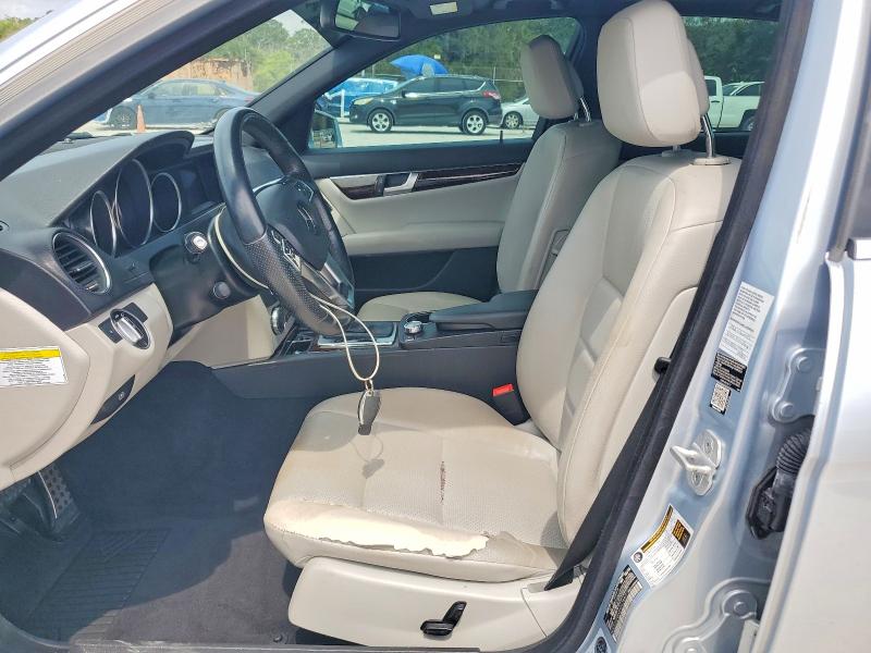 2014 Mercedes-benz VIN WDDGF4HBXEA957897 COPART salvage auction — SIDE, Fl - Cert Of Title Slvg Rebuildable, sold $850 on 2026-07-14 (photo 7)