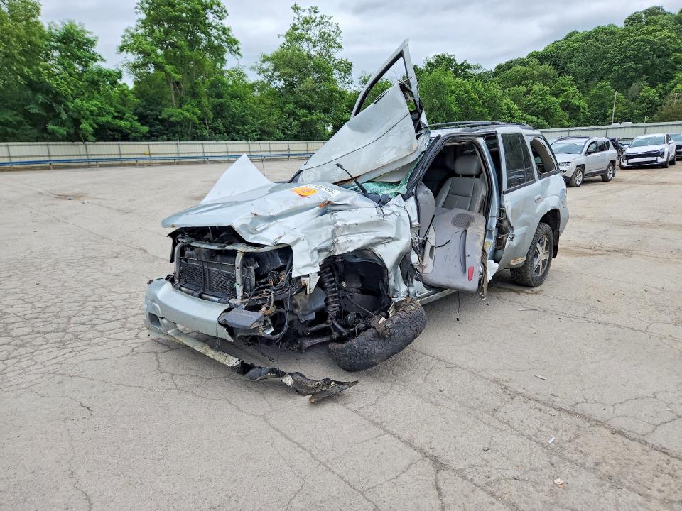 2008 Chevrolet Trailblazer VIN 1GNET13M282177772 COPART salvage auction — FRONT END, PA - CERTIFICATE OF SALVAGE, sold $325 on 2026-07-02 (photo 1)