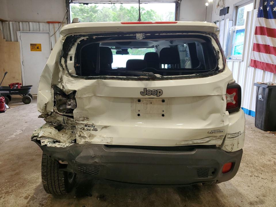 2017 Jeep Renegade VIN ZACCJBBB8HPE72909 COPART salvage auction — REAR END, ME - CERT OF TITLE-SALVAGE COLLISIO, sold $1,600 on 2026-07-16 (photo 6)