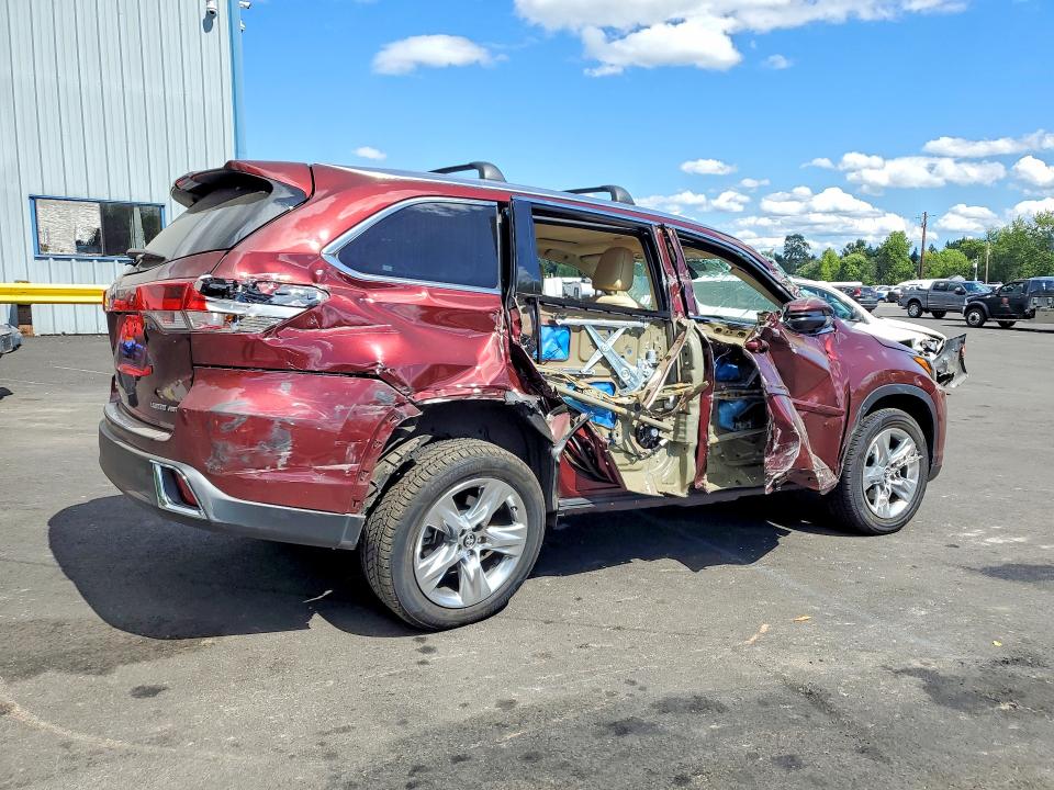 2017 Toyota VIN 5TDDZRFH7HS433879 COPART salvage auction — ROLLOVER, Or - Salvage Title Certificate, sold $6,500 on 2026-07-22 (photo 3)
