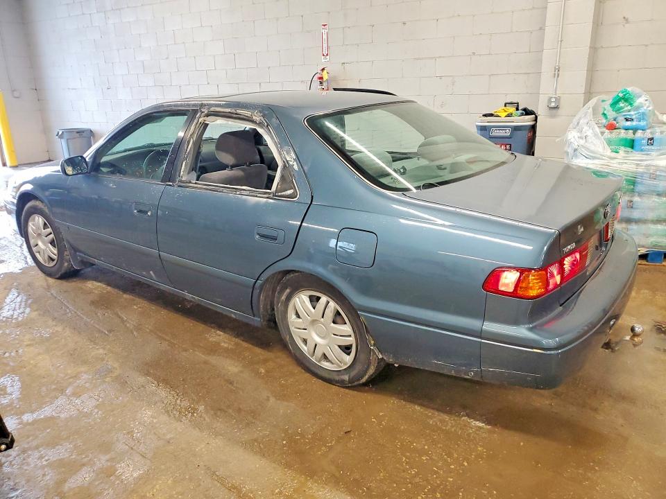 2000 Toyota Camry VIN JT2BG22K5Y0522528 COPART salvage auction — SIDE, IA - CERT OF TITLE-SALVAGE TITLE, sold $80 on 2026-07-29 (photo 2)