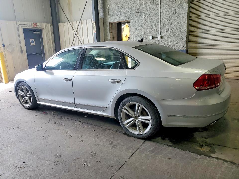 2013 Volkswagen Passat VIN 1VWBN7A39DC038842 COPART salvage auction — SIDE, Mn - Cert Of Title-Prior Salvage, sold $625 on 2026-07-28 (photo 2)