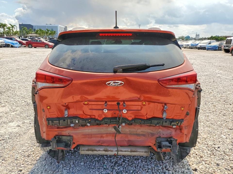 2017 Hyundai VIN KM8J33A40HU276208 COPART salvage auction — REAR END, Fl - Cert Of Title Slvg Rebuildable, sold $1,650 on 2026-07-17 (photo 6)