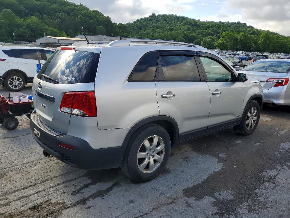 2013 Kia Sorento VIN 5XYKTCA64DG343057 COPART salvage auction — FRONT END, Pa - Certificate Of Salvage, sold $550 on 2026-07-09 (photo 3)